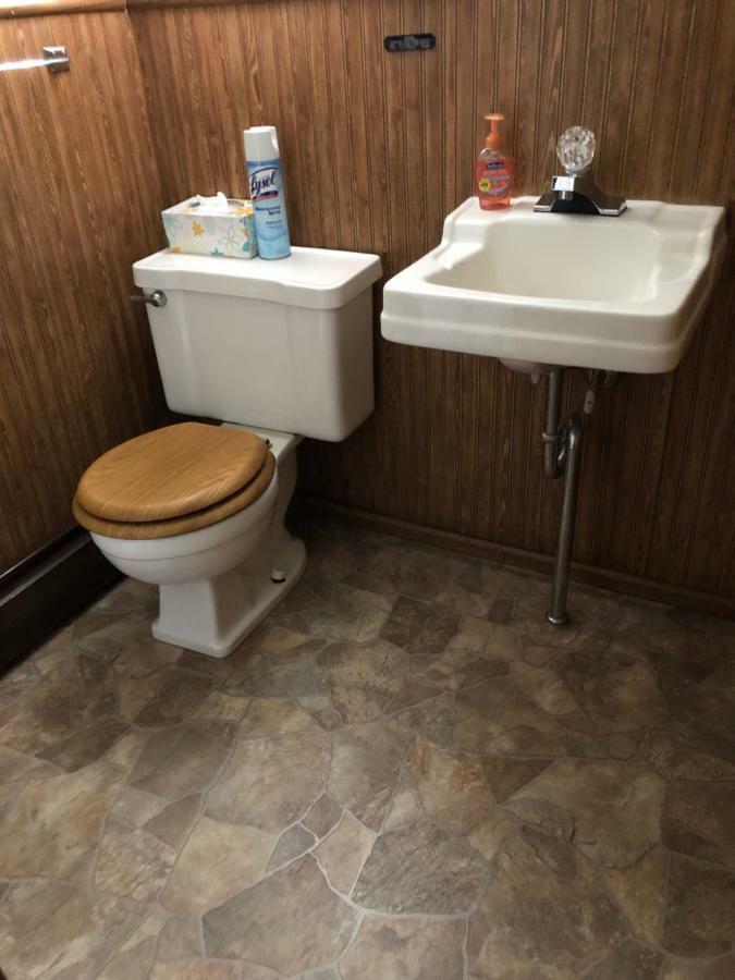 וולסבורו Colton Point Motel מראה חיצוני תמונה
